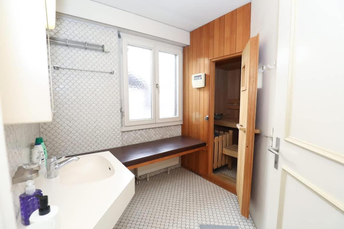 Penthouse With Jacuzzi, Sauna And Rooftop Apartemen