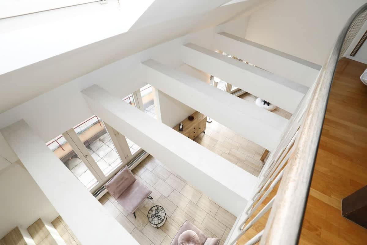 Apartemen Penthouse With Jacuzzi, Sauna And Rooftop